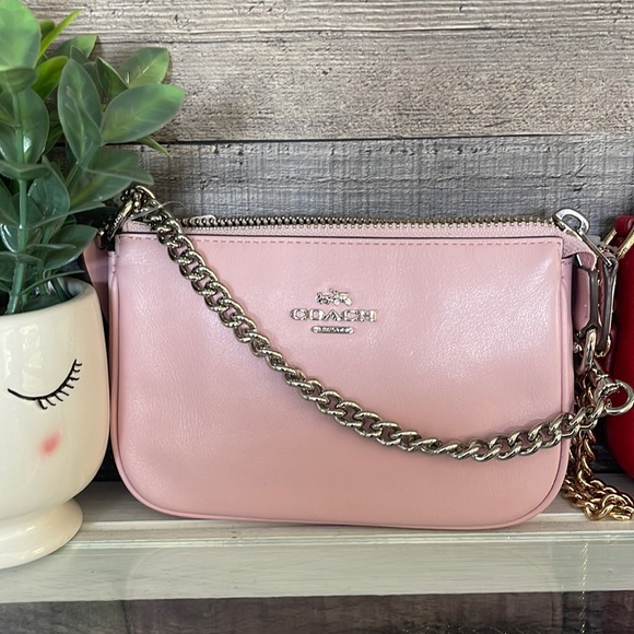 Coach Leather Wristlet with Metal Chain. - Picture 11 of 16